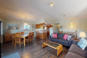 Hotels in Kootenay Boundary